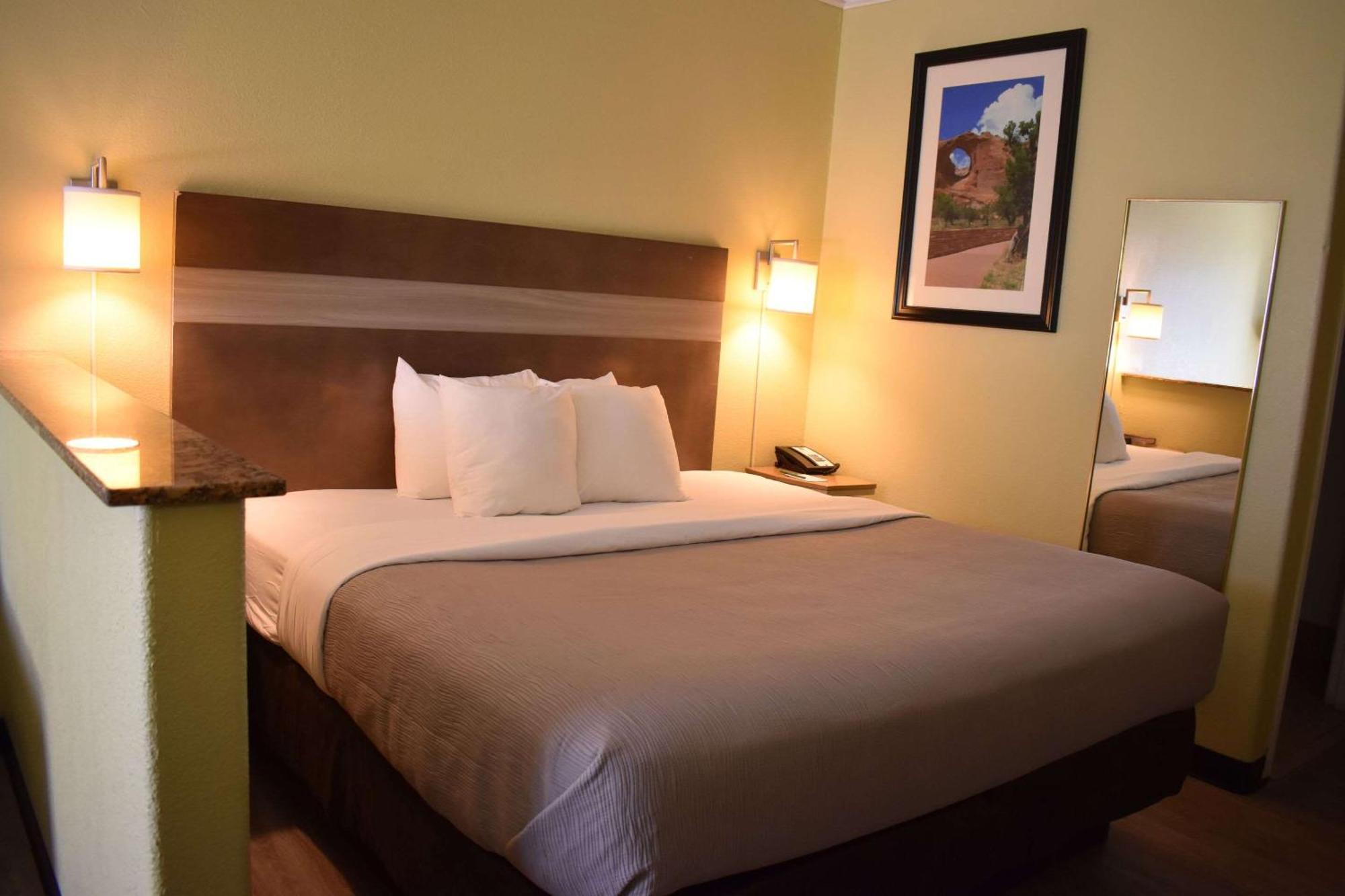 Quality Inn & Suites Gallup I-40 Exit 20 Esterno foto