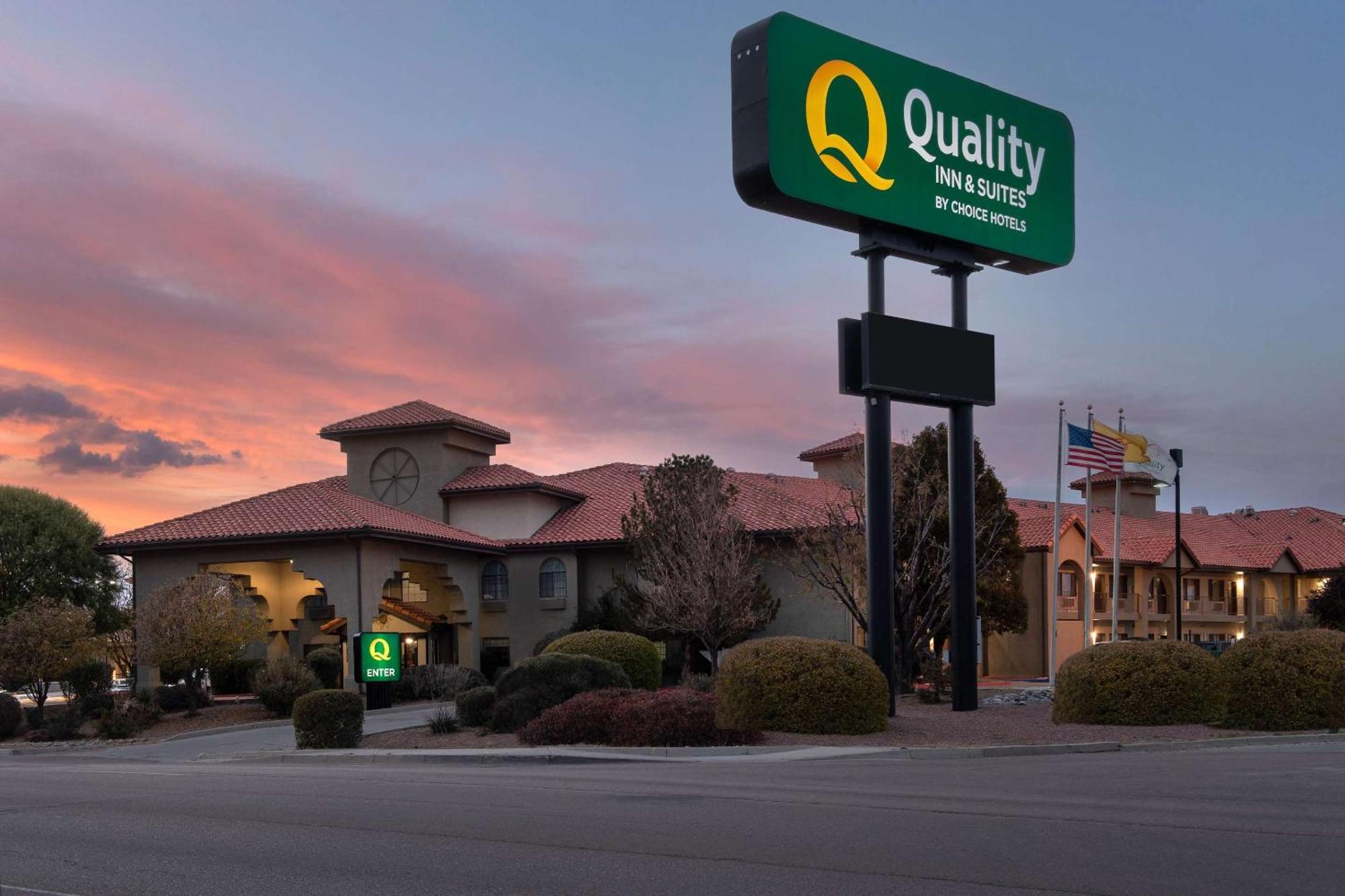 Quality Inn & Suites Gallup I-40 Exit 20 Esterno foto